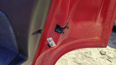 1995-05 Chevy Cavalier Passenger Right Rear Door Latch With Rods/Cables Oem Back