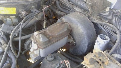 1984-90 Jeep Cherokee Power Brake Booster With Master Cylinder Pair Set Oem