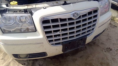 2005-2010 Chrysler 300 Front Bumper Cover Assembly Oem White Pwg 4805773Ad