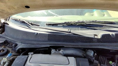 2004-2008 Nissan Maxima Passenger Right Windshield Wiper Arm Oem Blade Lever