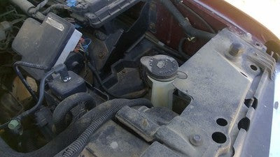 1996-2000 Chevy Tahoe Windshield Washer Fluid Reservoir With Pump Oem Wiper Tank