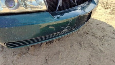 1998-2002 Cadillac Seville Front Bumper Cover Assembly Oem Green 19245378