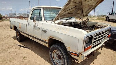 1981-1986 Dodge Ram W250 Rear Drive Shaft Oem Back Driveline 10 Bolt 5.2L At 4X4