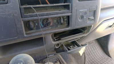 1999-2004 F250 Super Duty Temperature Control Module In Dash Heater Ac Head Unit