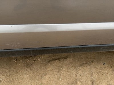 05-09 Legacy Outback Passenger Right Front Lower Moulding From Door Silver Slq