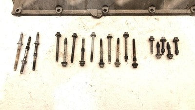 2011-2016 Ford F250 Driver Left Valve Cover With Botls 6.7L Powerstroke Oem