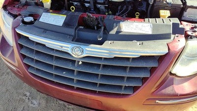 05-07 Town & Country Front Grille Oem Chrome With Top Plastic 4857957Aa