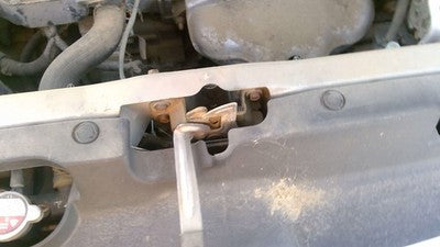 2004 2005 Honda Civic Hood Latch Assembly With Bracket Oem