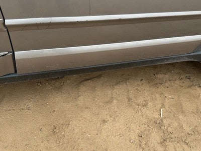 05-09 Legacy Outback Passenger Right Front Lower Moulding From Door Silver Slq