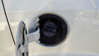 2012-2013 Dodge Journey Fuel Filler Neck Assembly With Gas Cap Oem 5147108Aa