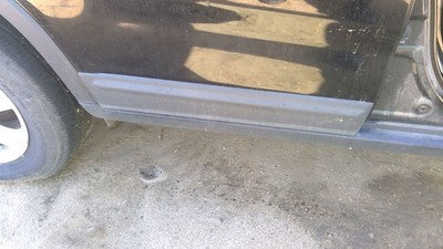 11-15 Sorento Passenger Right Rear Moulding From Door Back Trim Strip Gray H9