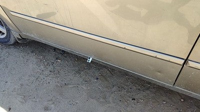 2004 Nissan Maxima Driver Left Front Moulding From Door Oem Trim Strip Gold Ky2