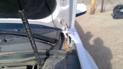 2010-2017 Gmc Terrain Driver Left Hood Hinge Assembly Oem White Gaz 25798897