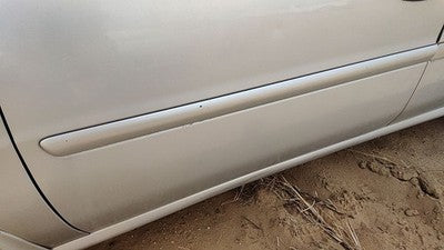 97-05 Chevy Malibu Driver Left Front Moulding From Door Trim Strip Silver 12U