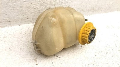 Saturn L100 Coolant Reservoir Radiator Overflow Tank 2.2L Oem 22681006