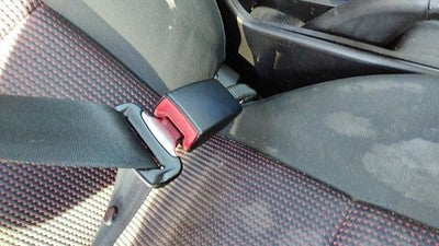 04 05 Mazda 3 Passenger Right Front Seat Belt Buckle Receiver Oem Black
