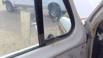 75-84 Ford Van E250 Driver Left Front Vent Window Small Door Glass With Frame