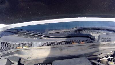 2010-2017 Gmc Terrain Passenger Right Windshield Wiper Arm Oem Blade Lever