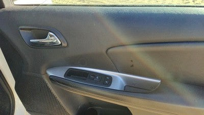 12-18 Dodge Journey Passenger Right Front Inside Door Trim Panel Only Black X9