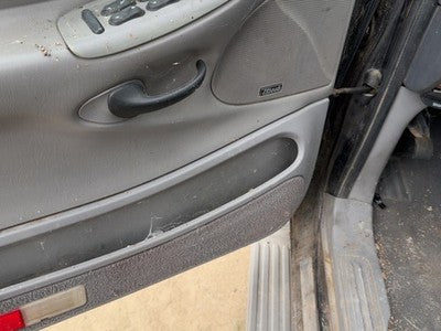 00-02 Expedition Driver Left Front Door Trim Panel With Master Switch Gray 12