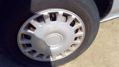 90-92 Corolla Station Wagon 13" Hub Cap Oem Wheel Cover 2Wd 12 Vane Design2