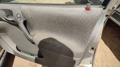 2000-2002 Saturn L100 Passenger Right Front Inside Door Trim Panel Only Gray 96B