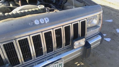 1984-1992 Jeep Cherokee Complete Header Panel With Grille 83506616 83506616