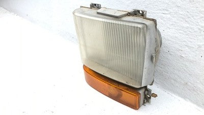 1980-1984 Deville Sedan Driver Left Turn Signal Light Lamp Oem Fender Cornering