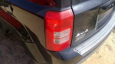 2008-2017 Jeep Patriot Driver Left Tail Light Brake Lamp Oem Rear 5160365Ag