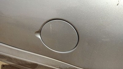 1997-2005 Chevy Malibu Fuel Tank Door With Hinge Gas Lid Oem Filler Silver 12U