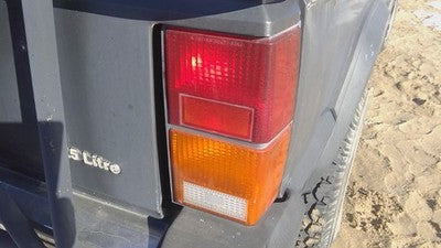 1984-1996 Jeep Cherokee Passenger Right Tail Light Oem Brake Lamp Rear 4720500