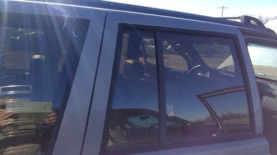 93-98 Grand Cherokee Passenger Right Rear Vent Window Back Door Glass With Frame
