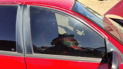 1995-05 Chevy Cavalier Passenger Right Front Side Window Door Glass Oem 22568764