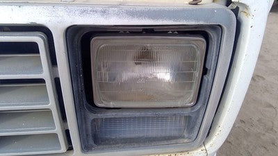 1979-1991 Ford Van E250 Driver Left Head Light Oem Front Lamp D8bz13007a