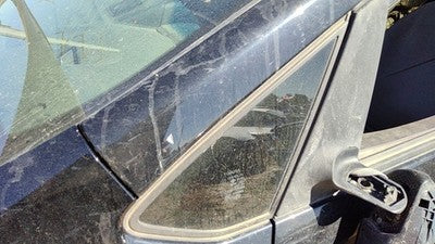 2004-2009 Toyota Prius Driver Left Pillar Window Oem 6212047011