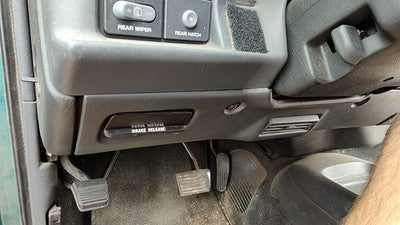 1995-1997 S10 Blazer Lower Dash Under Column Knee Bolster Trim Panel Oem Gray