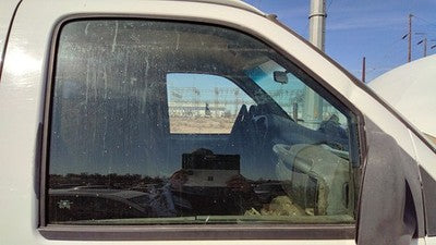 96-24 Savana Van 2500 Passenger Right Front Side Window Door Glass Oem 84458571