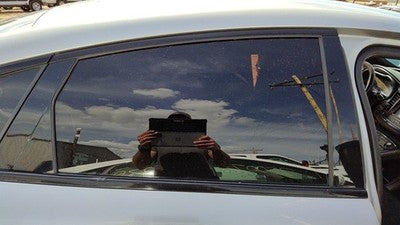 2015-2017 Chrysler 200 Passenger Right Rear Side Window Door Glass Oem Back