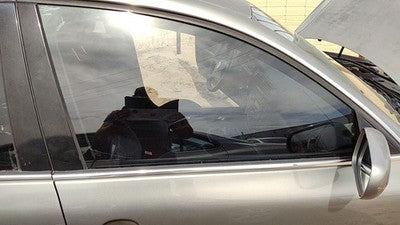 1998-2005 Vw Passat Passenger Right Front Side Window Door Glass Oem 3B4845202