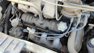 2001-2004 Grand Caravan Front Valve Cover Oem 3.3L 4781235Aa
