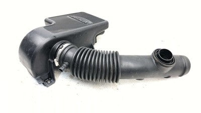 2002-2004 Chevy Trail Blazer Intake Tube With Resonator Oem 4.2L 15810294