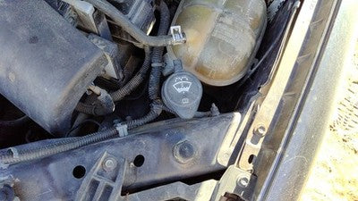 2005-2010 Chevy Cobalt Windshield Washer Fluid Reservoir With Pump Wiper Tank