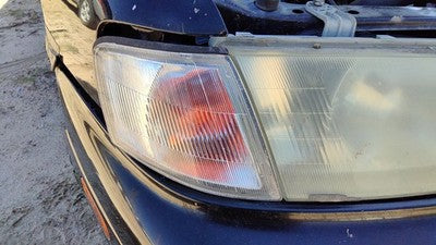 1999-02 Infiniti G20 Passenger Right Front Turn Signal Light Lamp Fender Mounted