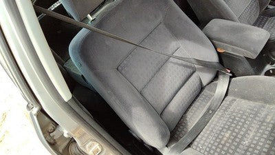 2002-2005 Vw Passat Passenger Right Front Seat Belt Retractor Oem Shoulder Black