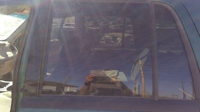 1997-2002 Ford Expedition Driver Left Rear Side Window Door Glass Oem Back