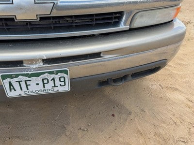 2000-2006 Chevy Suburban Front Bumper With Brackets Assembly Oem Pewter 11U