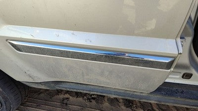 05-10 Grand Cherokee Passenger Right Rear Moulding From Door Oem Back Trim Strip