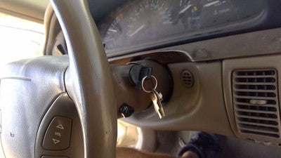1994 Olds Eighty Eight Steering Column Assembly Oem 26028921