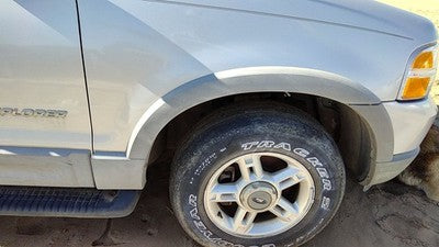 2002 Ford Explorer Passenger Right Front Wheel Flare Moulding Fender Silver Ts