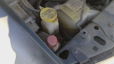 00 Chrysler Voyager Windshield Washer Fluid Reservoir With Pump Oem Wiper Tank